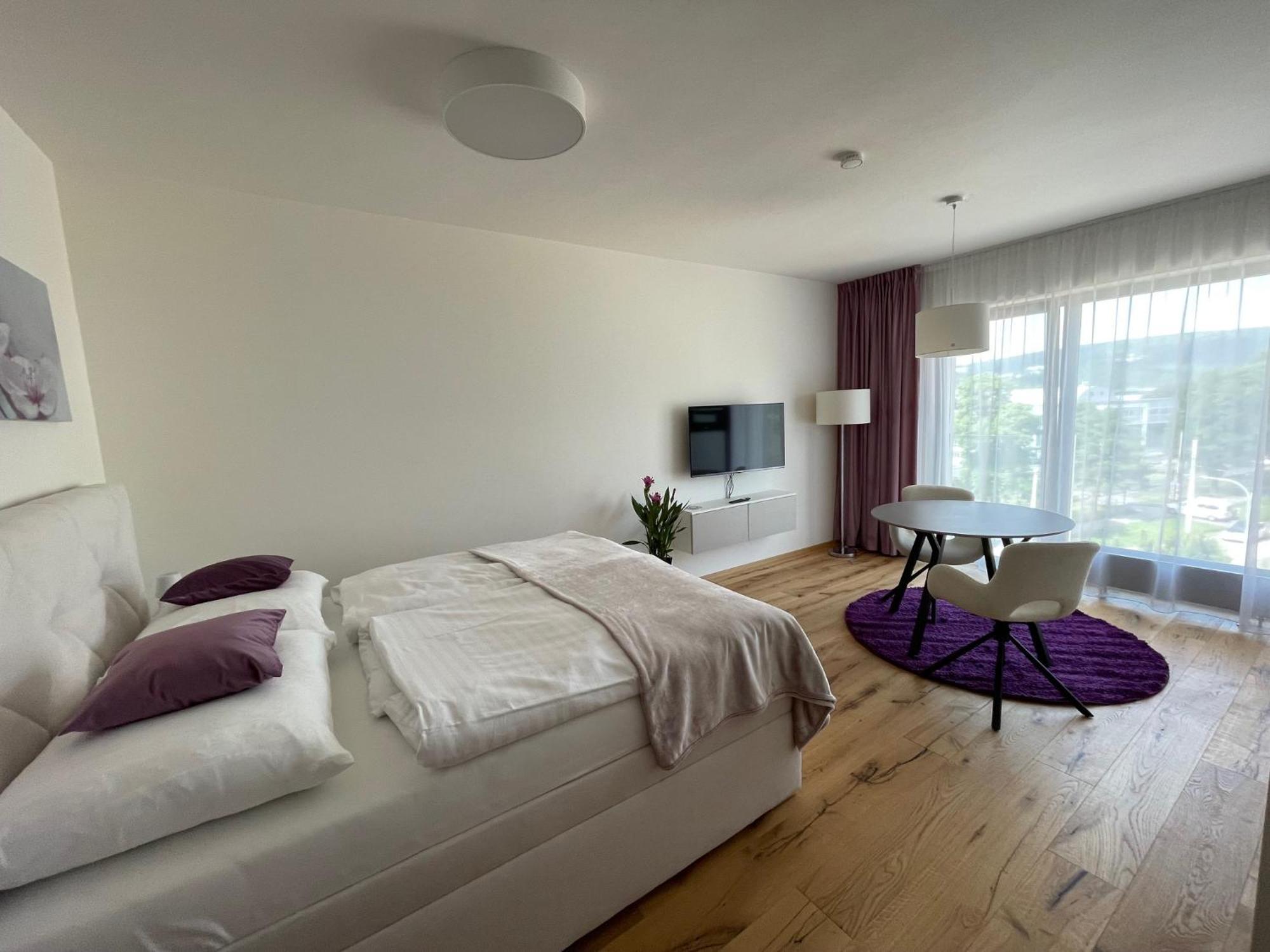 H52 Apartments Brno Buitenkant foto